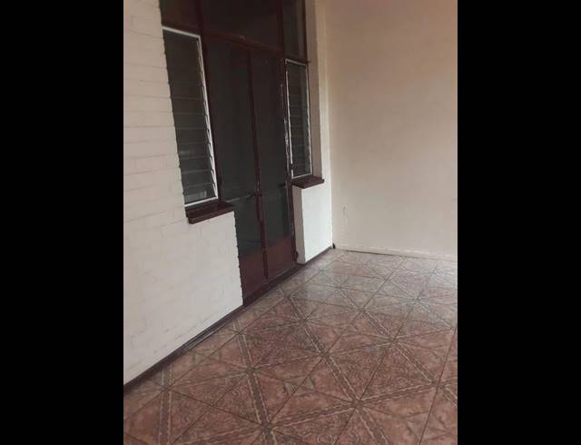 3 BEDROOM PROPERTY TO RENT IN STRUISBULT